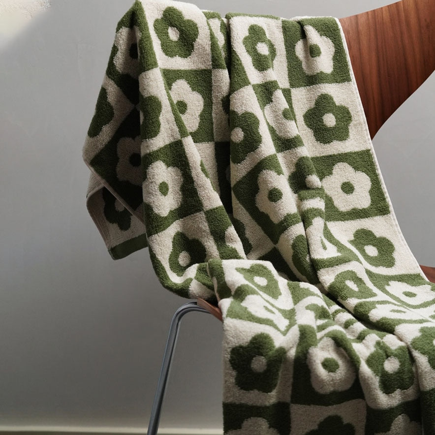 Retro Floral Towel